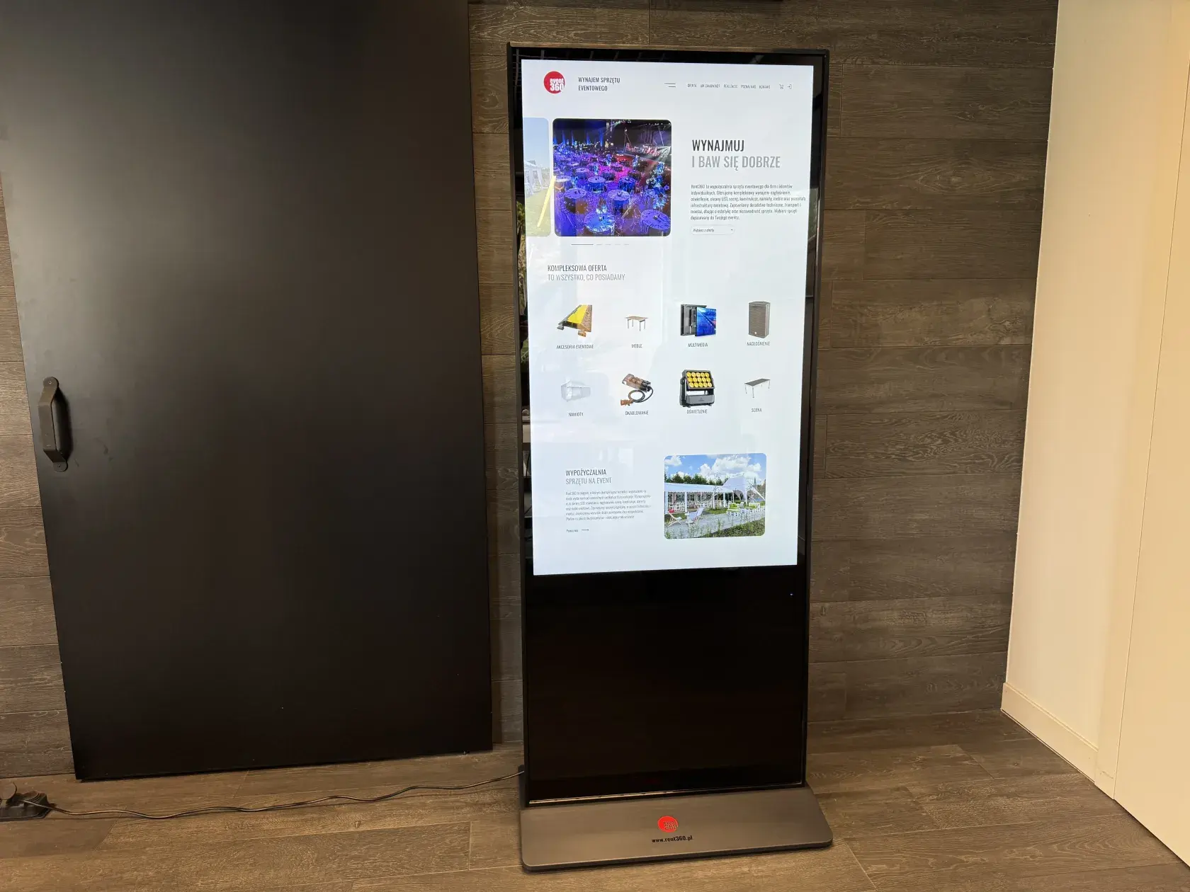 Infokiosk multimedialny rent360 Katowice