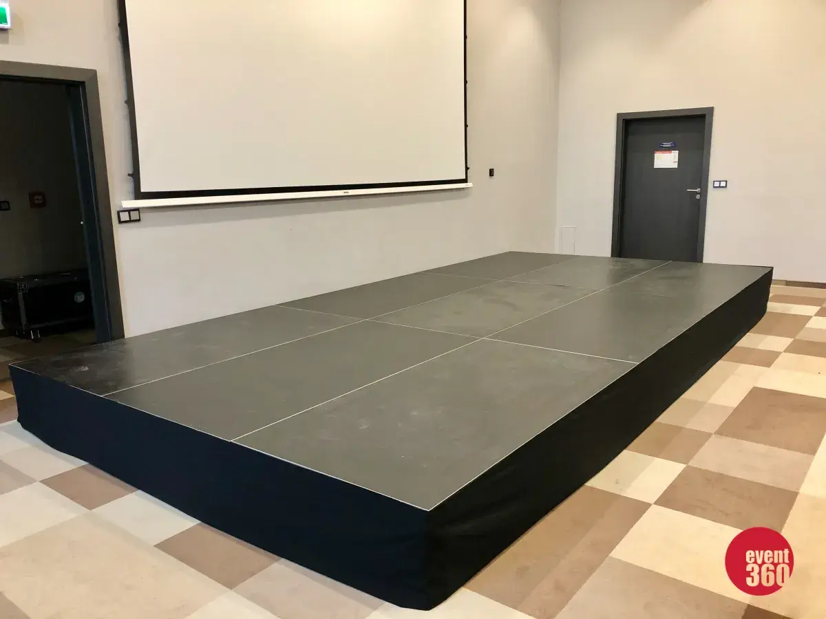 Wynajem podestów scenicznych rent360