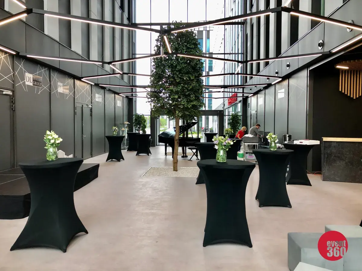 Wynajem stołów koktajlowych Rent360