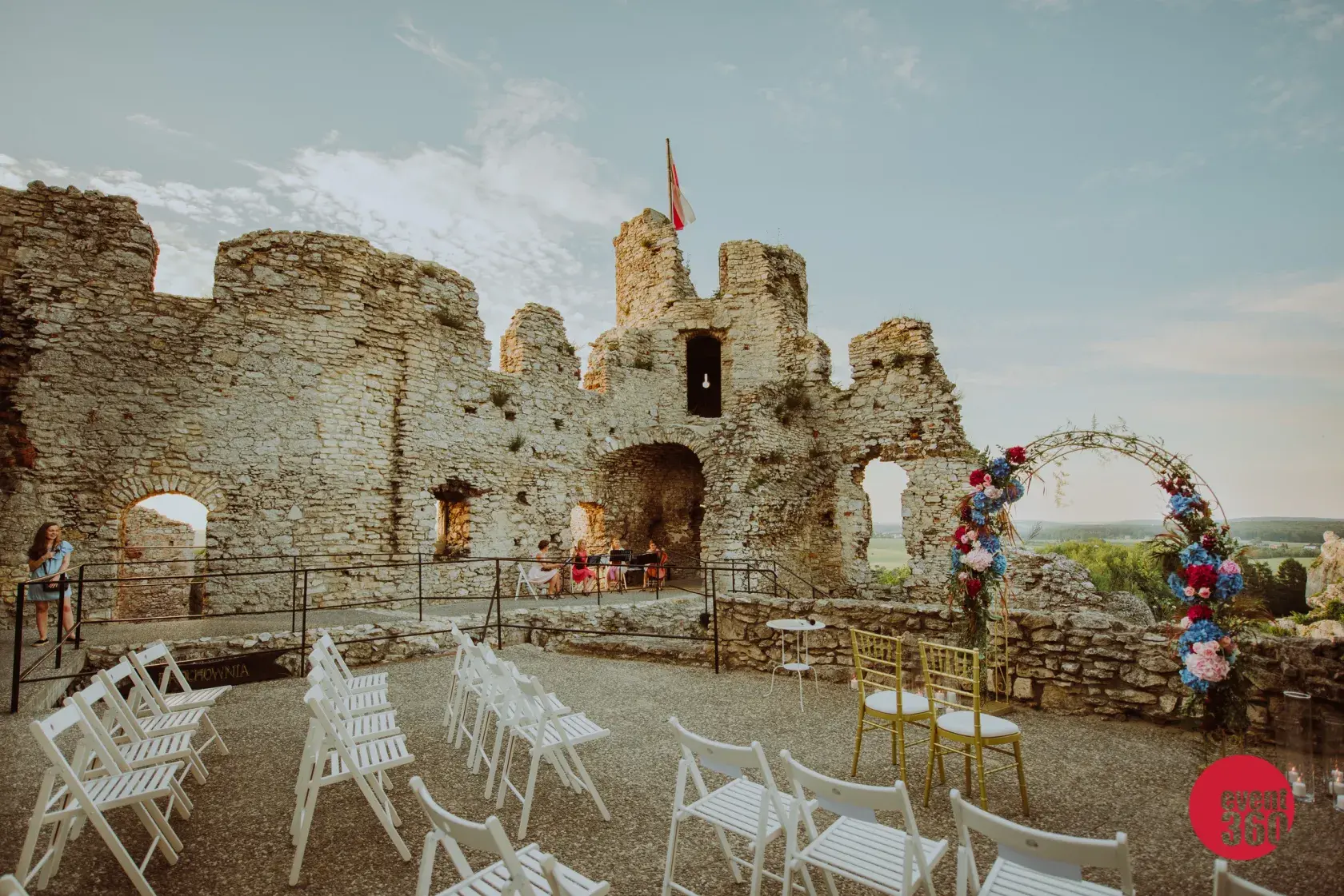 Wynajem krzeseł ślub, wesele Rent360
