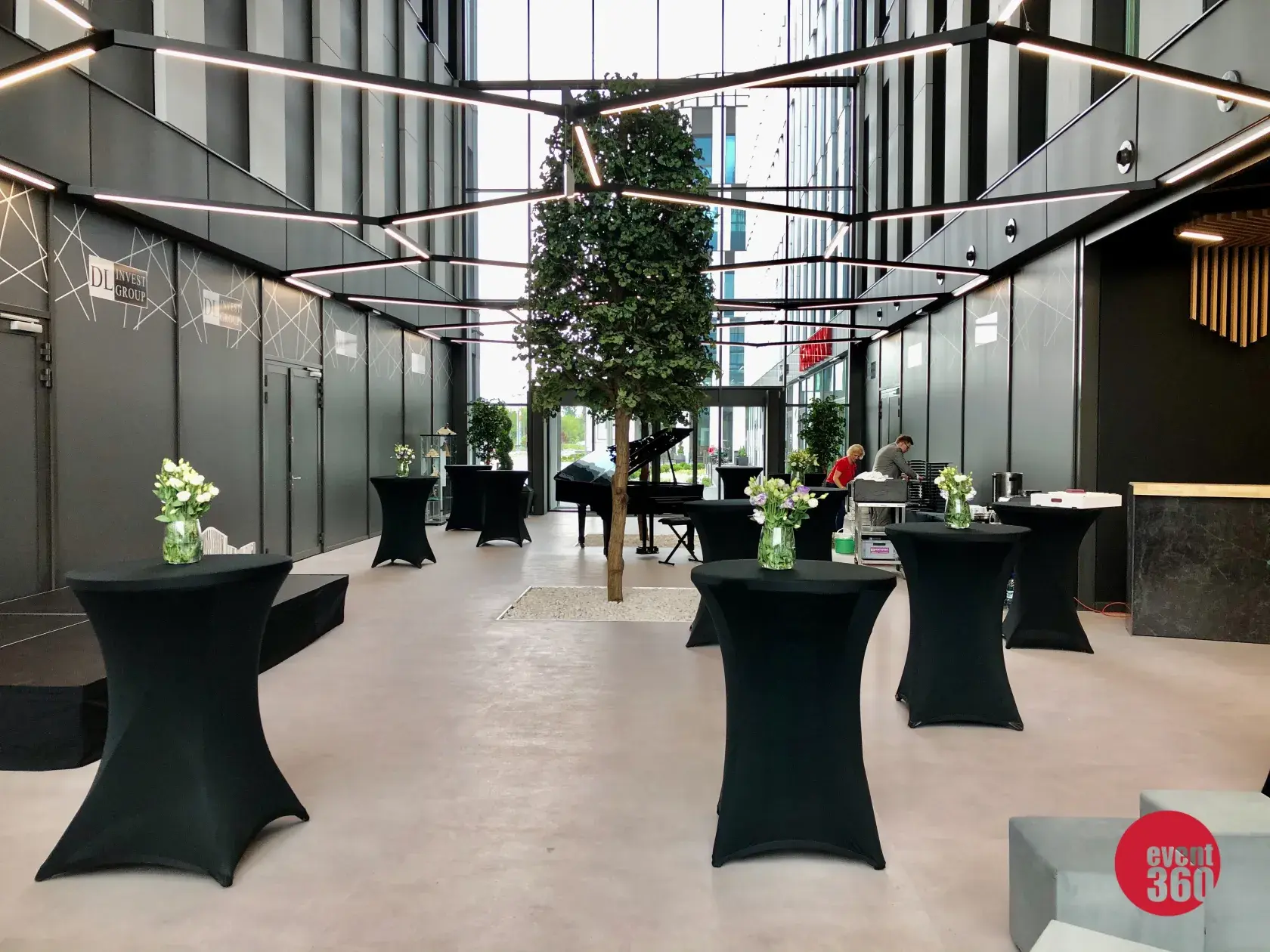 Wynajem stołów koktajlowych Rent360